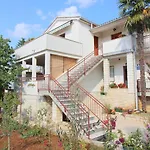 Helles Mit Privater Terrasse, Alles Zu Fuss Erreichbar