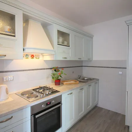 Lejlighed Helles Mit Privater Terrasse, Alles Zu Fuss Erreichbar