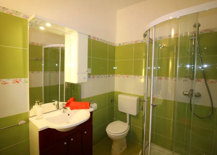 Apartmán Helles Mit Privater Terrasse, Alles Zu Fuss Erreichbar Poreč